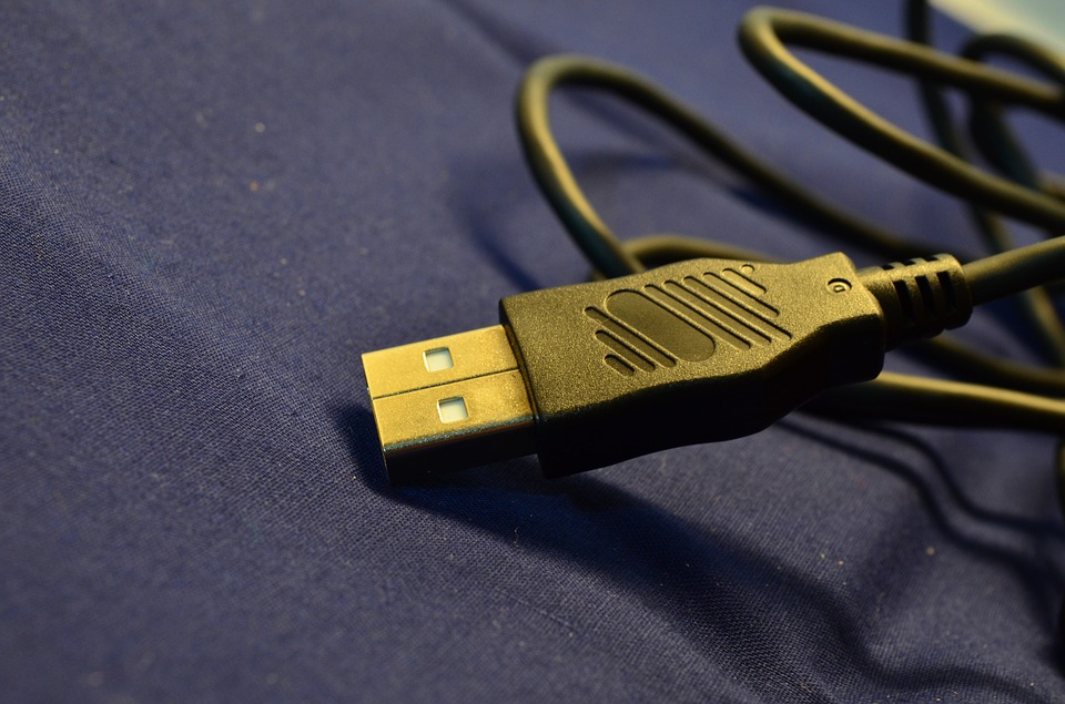 How to Correctly Wire Up Your USB Connectors